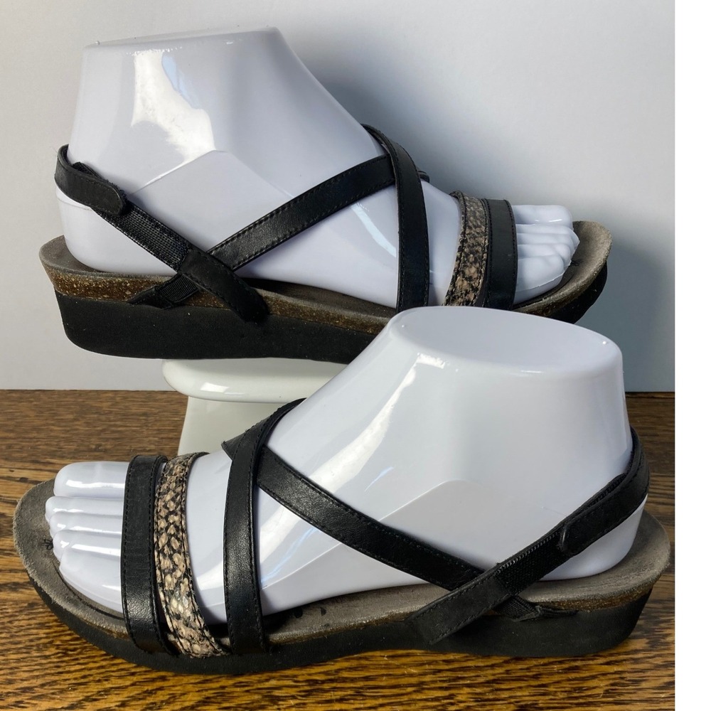 Abeo BIO System Womens 7 Black Leather Snakeskin Strappy Wedge Sandals WN7